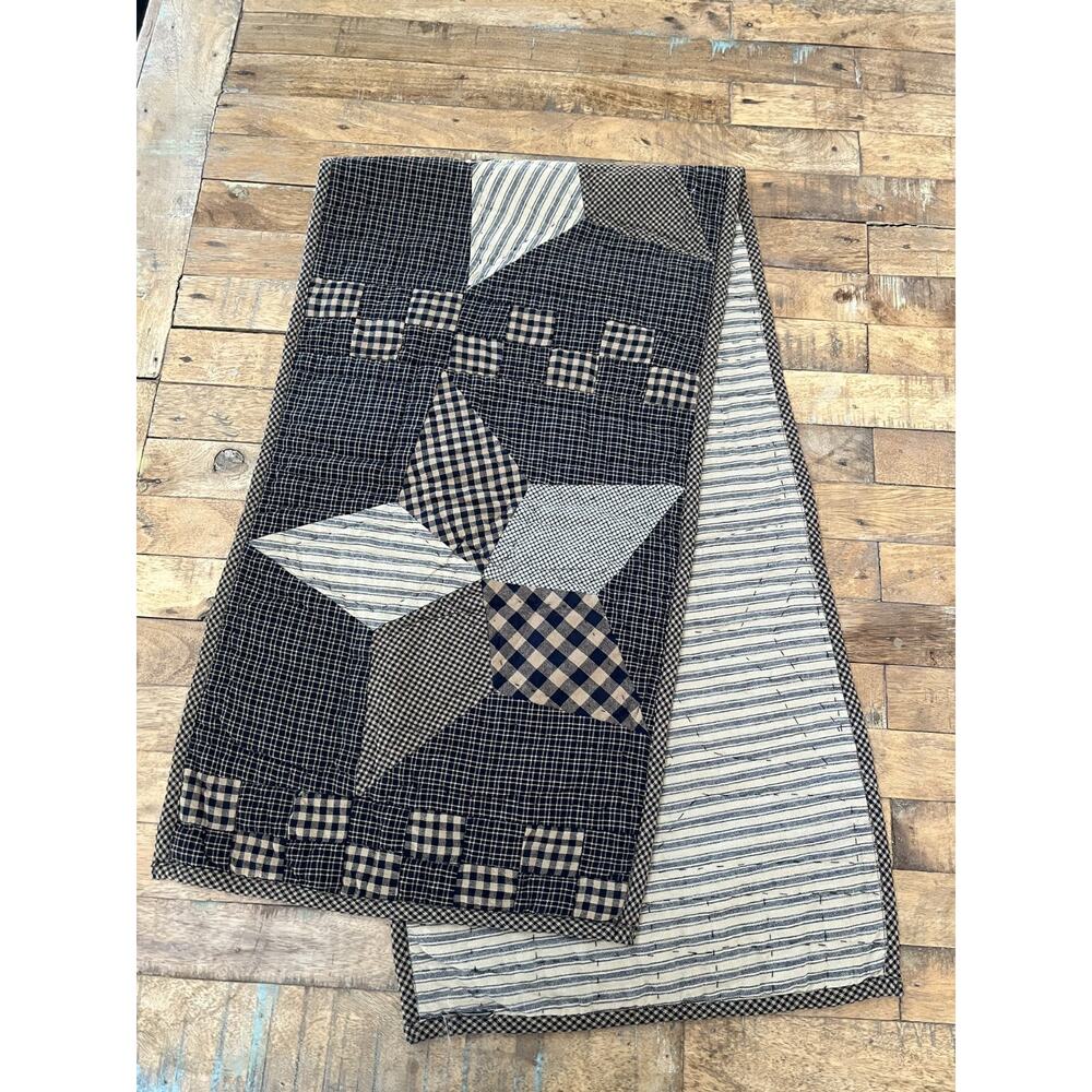 Handmade Quilted Table Runner Rectangle Patchwork Star Pattern 50" x 13" - Picture 3 of 11
